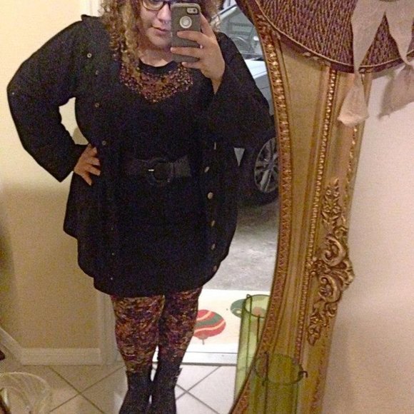 Vintage Torrid Floral Premium Leggings - Picture 2 of 5